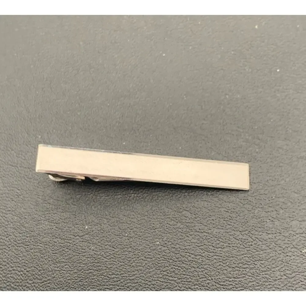 Vintage Krementz Timeless Brushed Silver‎ Tone Tie Clip Signed